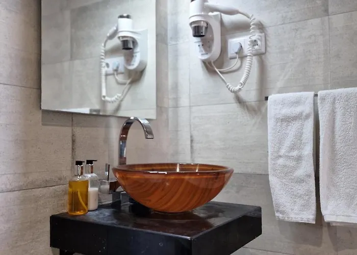 Apartamento Ponta Beachside By Lovelystay