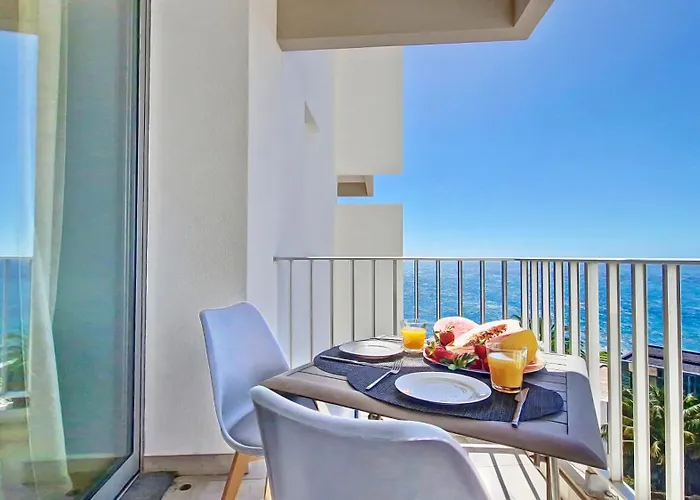 Ponta Beachside By Lovelystay 아파트 푼샬